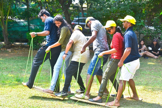 5 Exciting Outdoor Team Building Activities for Employees