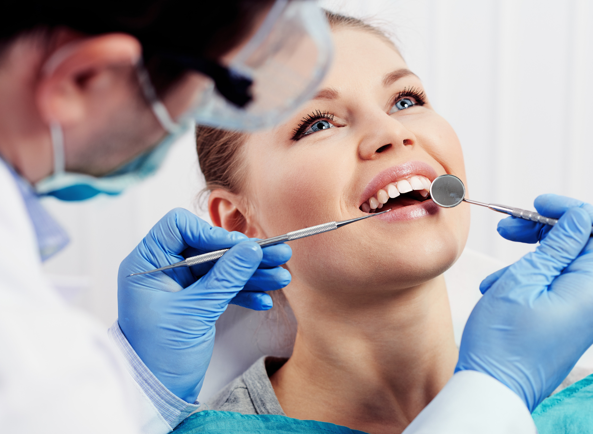 Signs You Should Schedule A Dental Appointment 